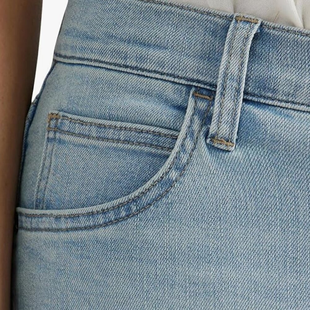 NWT Lee womens mid rise Legendary Capri Jean - Picture 5 of 9